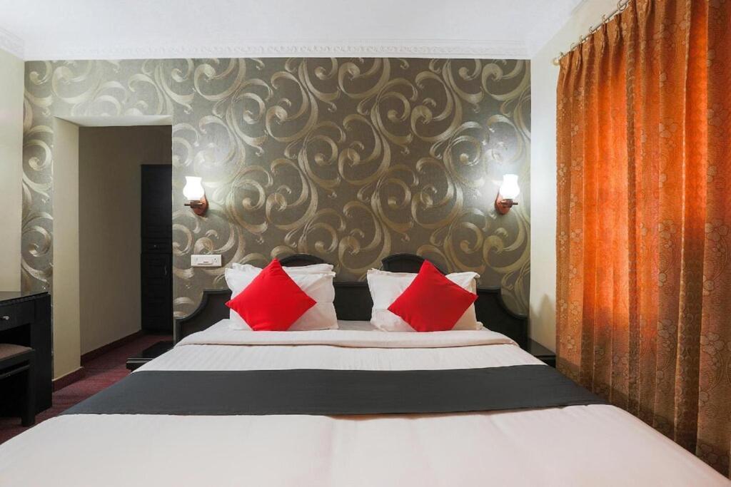 New Hotel Amr Grand Port Blair Extérieur photo